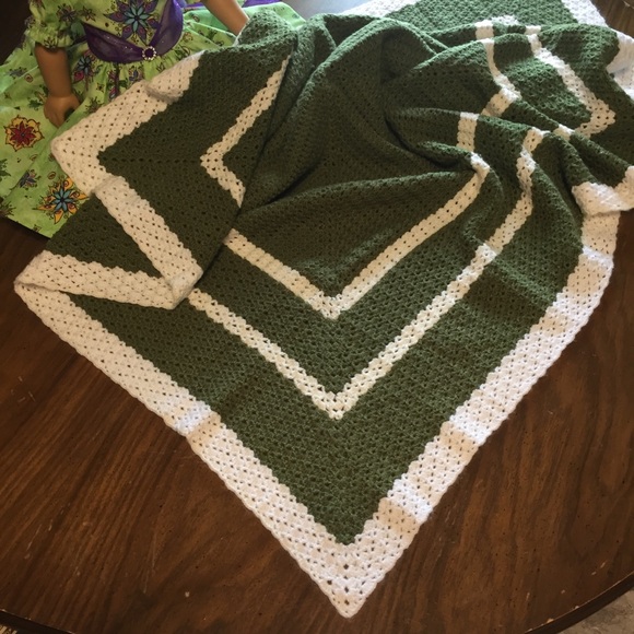 “Olive” You😁Hand Crocheted Baby Blanket - Picture 4 of 6